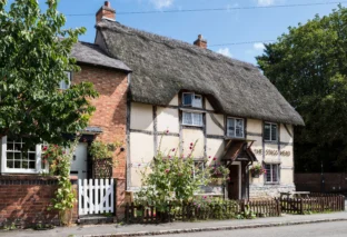 Everything You Need to Know About Thatched Roofs