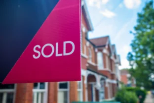 What Does A Conveyancer Do?